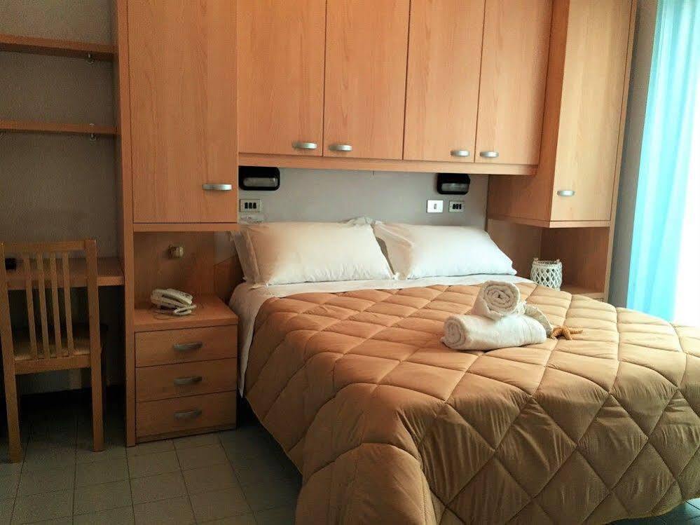Abc Hotel 里米尼 外观 照片